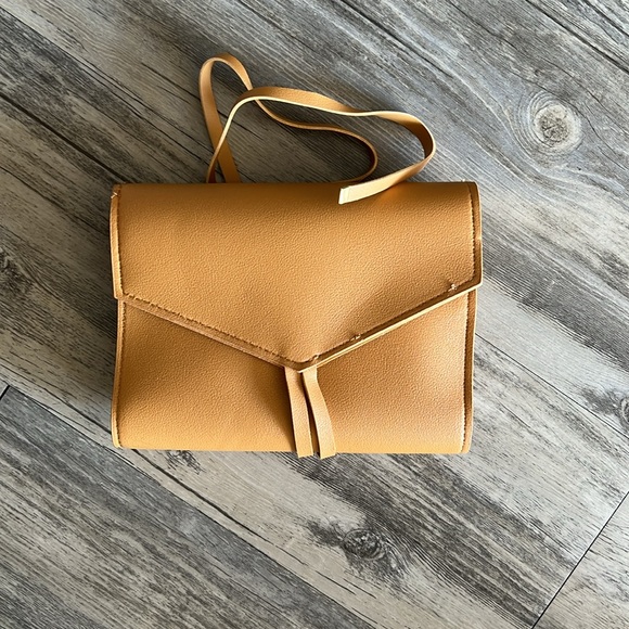 NWT Tech Organizer Roll Purse - Picture 6 of 8